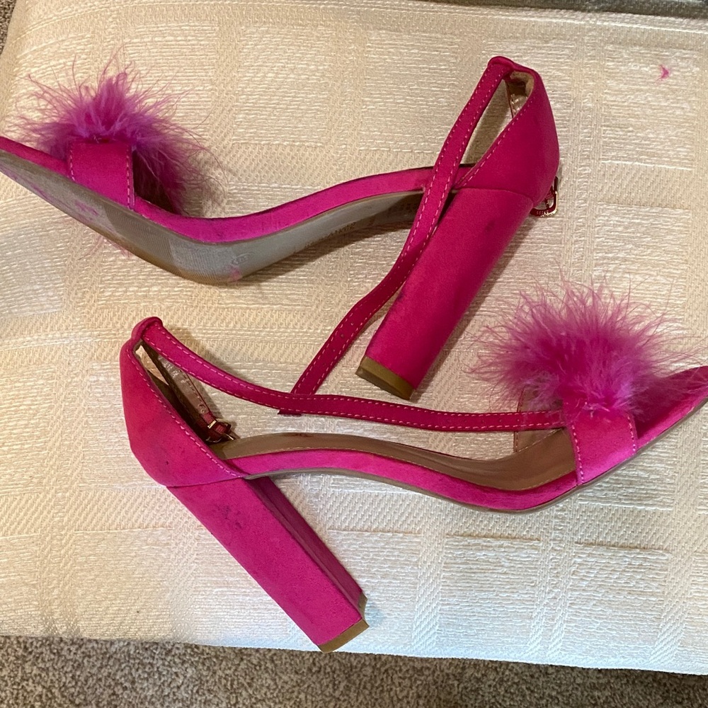 Brash Hot Pink Feathered Heels - Picture 2 of 5